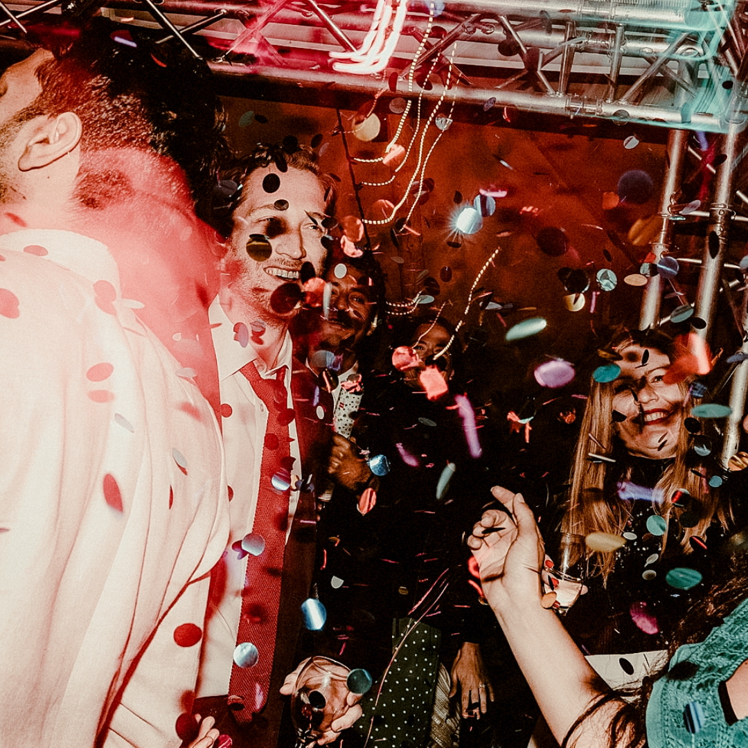 Choosing Between A Live Wedding Band Or DJ For Your Wedding
